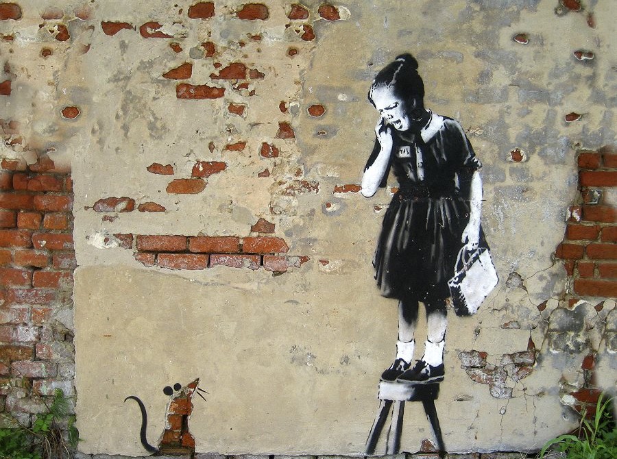 Boîte du casse-tête Girl on Stool (1000 pièces) - Urban Art