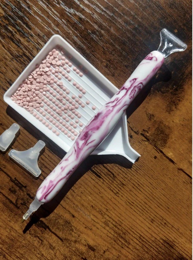 Broderie de Diamants – Stylet Marbre Rose